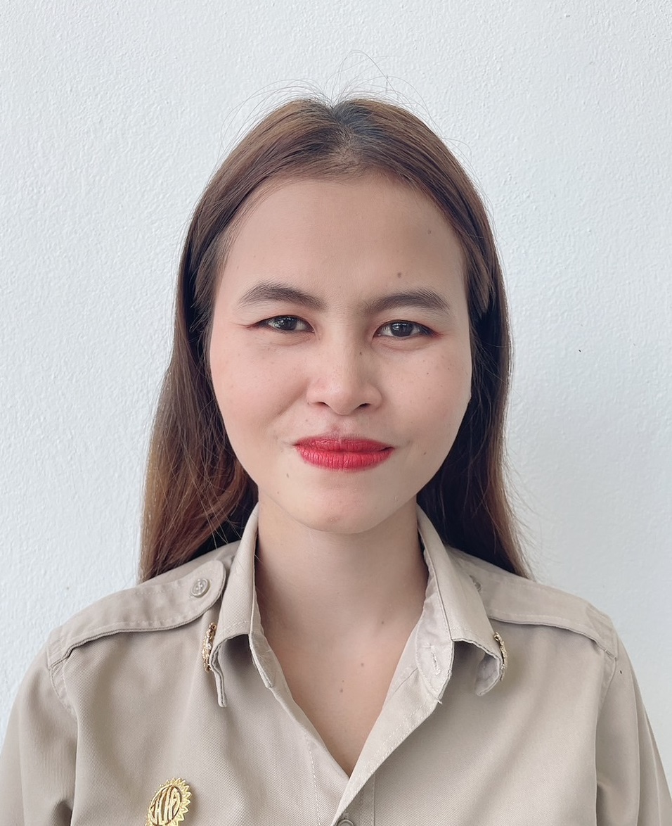 นางสาวปาริชาติ จันทา